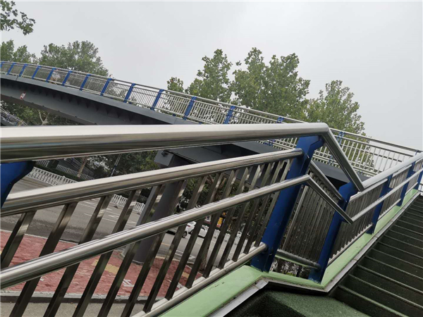 北京不锈钢防撞护栏的生产制造工艺