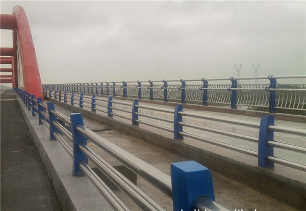 北京不锈钢桥梁防撞栏杆