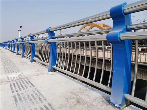 北京304不锈钢复合管护栏的生产工艺揭秘