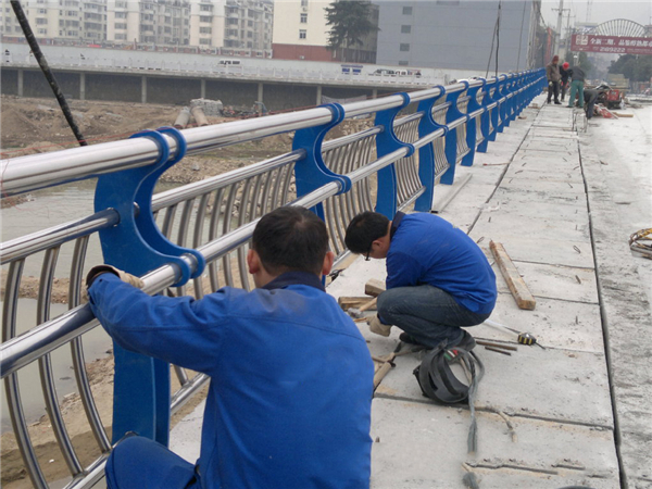 北京不锈钢复合管护栏今日行情分析与展望